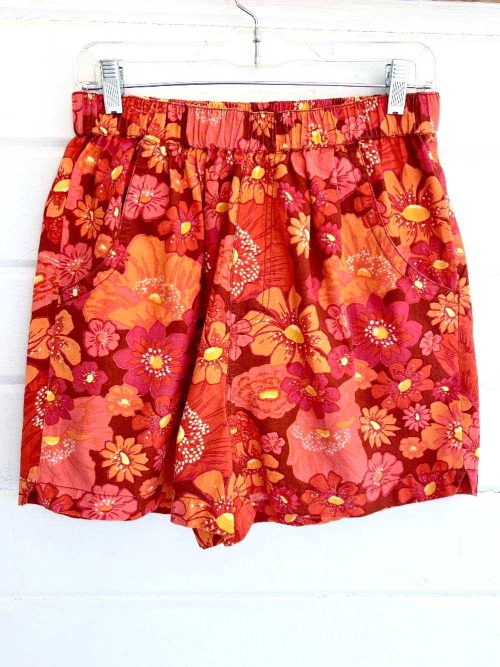 FREE PEOPLE Palo Duro Cotton Shorts in Pink/Orange Floral - M